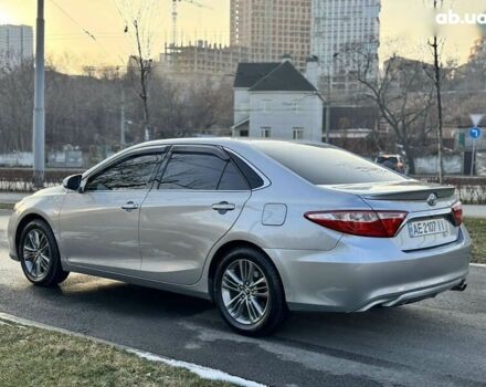 Серый Тойота Камри, объемом двигателя 2.5 л и пробегом 145 тыс. км за 14300 $, фото 7 на Automoto.ua