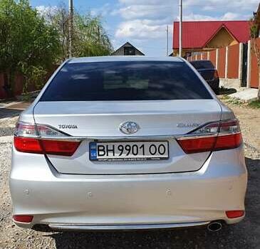 Серый Тойота Камри, объемом двигателя 2.5 л и пробегом 103 тыс. км за 16600 $, фото 3 на Automoto.ua