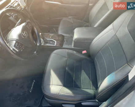 Серый Тойота Камри, объемом двигателя 2.49 л и пробегом 186 тыс. км за 16500 $, фото 12 на Automoto.ua