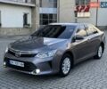 Серый Тойота Камри, объемом двигателя 2.49 л и пробегом 204 тыс. км за 14700 $, фото 1 на Automoto.ua