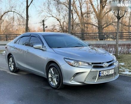 Серый Тойота Камри, объемом двигателя 2.5 л и пробегом 145 тыс. км за 14300 $, фото 3 на Automoto.ua