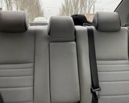 Сірий Тойота Камрі, об'ємом двигуна 2.5 л та пробігом 194 тис. км за 13000 $, фото 4 на Automoto.ua