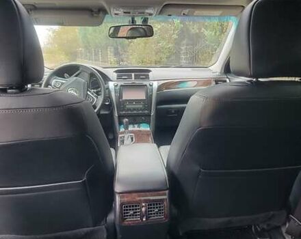 Тойота Камри 2016 в Луцке на Automoto.ua Серый Тойота Камри, объемом двигателя 2.49 л и пробегом 170 тыс. км за 17000 $, фото 51 на Automoto.ua