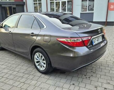 Сірий Тойота Камрі, об'ємом двигуна 2.49 л та пробігом 225 тис. км за 16550 $, фото 24 на Automoto.ua