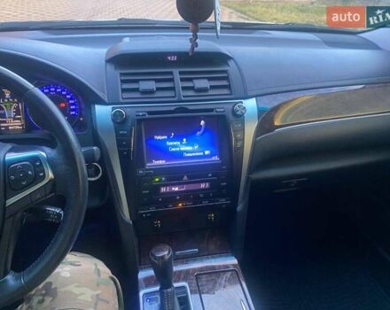 Серый Тойота Камри, объемом двигателя 2.49 л и пробегом 85 тыс. км за 21500 $, фото 3 на Automoto.ua