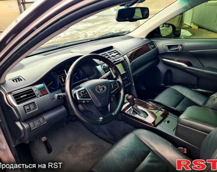 Серый Тойота Камри, объемом двигателя 2.5 л и пробегом 162 тыс. км за 16700 $, фото 7 на Automoto.ua