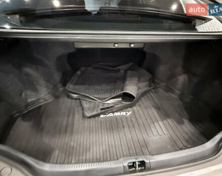 Серый Тойота Камри, объемом двигателя 2.49 л и пробегом 106 тыс. км за 12999 $, фото 44 на Automoto.ua