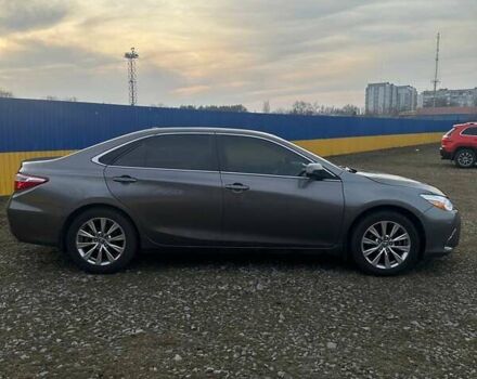 Серый Тойота Камри, объемом двигателя 2.5 л и пробегом 110 тыс. км за 15999 $, фото 1 на Automoto.ua