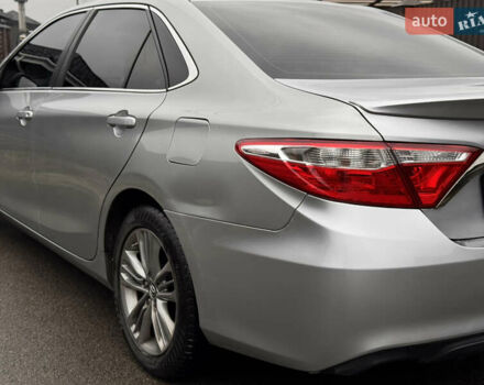 Серый Тойота Камри, объемом двигателя 2.49 л и пробегом 292 тыс. км за 10999 $, фото 15 на Automoto.ua