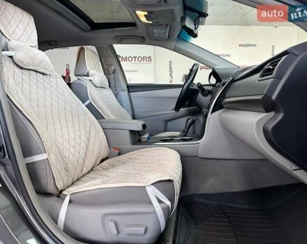 Сірий Тойота Камрі, об'ємом двигуна 2.49 л та пробігом 73 тис. км за 15490 $, фото 43 на Automoto.ua