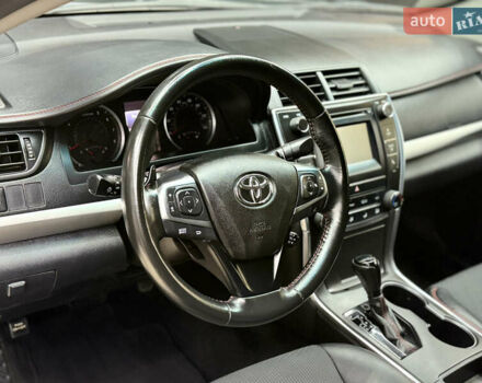 Серый Тойота Камри, объемом двигателя 2.49 л и пробегом 106 тыс. км за 12999 $, фото 34 на Automoto.ua