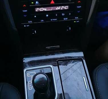 Серый Тойота Камри, объемом двигателя 2.5 л и пробегом 103 тыс. км за 16600 $, фото 12 на Automoto.ua