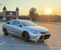 Сірий Тойота Камрі, об'ємом двигуна 2.5 л та пробігом 155 тис. км за 14999 $, фото 1 на Automoto.ua
