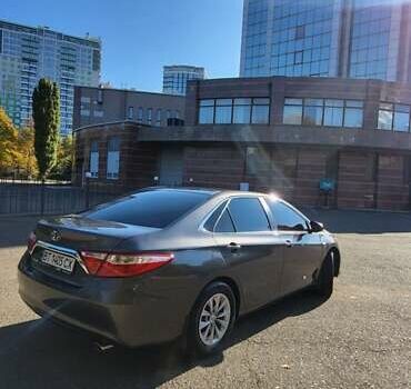 Тойота Камри 2016 в Одессе на Automoto.ua Серый Тойота Камри, объемом двигателя 2.49 л и пробегом 125 тыс. км за 11000 $, фото 1 на Automoto.ua
