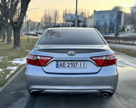 Серый Тойота Камри, объемом двигателя 2.5 л и пробегом 145 тыс. км за 14300 $, фото 6 на Automoto.ua