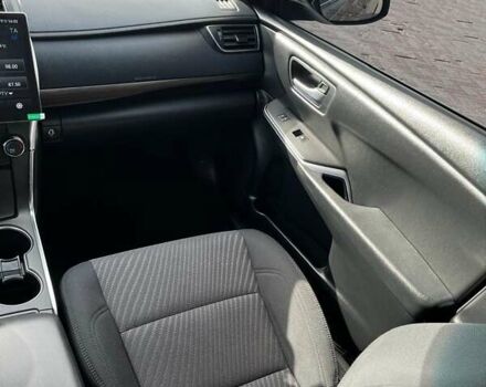 Сірий Тойота Камрі, об'ємом двигуна 2.49 л та пробігом 123 тис. км за 15500 $, фото 9 на Automoto.ua
