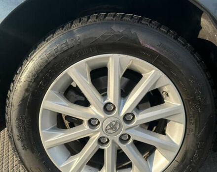 Сірий Тойота Камрі, об'ємом двигуна 2.49 л та пробігом 295 тис. км за 14500 $, фото 9 на Automoto.ua