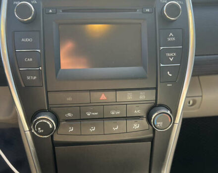 Серый Тойота Камри, объемом двигателя 2.49 л и пробегом 117 тыс. км за 14000 $, фото 10 на Automoto.ua