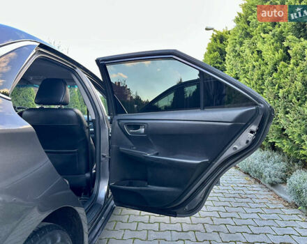 Серый Тойота Камри, объемом двигателя 2.49 л и пробегом 125 тыс. км за 14200 $, фото 27 на Automoto.ua