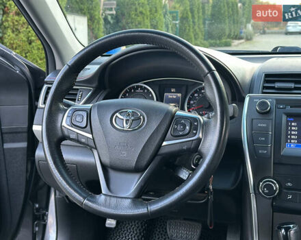 Серый Тойота Камри, объемом двигателя 2.49 л и пробегом 125 тыс. км за 14200 $, фото 19 на Automoto.ua