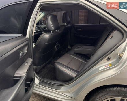 Серый Тойота Камри, объемом двигателя 2.49 л и пробегом 292 тыс. км за 10999 $, фото 31 на Automoto.ua