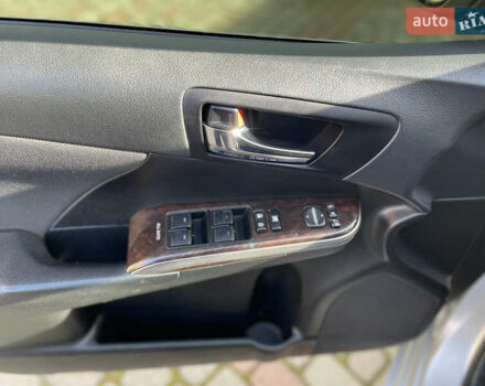 Серый Тойота Камри, объемом двигателя 2.49 л и пробегом 186 тыс. км за 16500 $, фото 13 на Automoto.ua