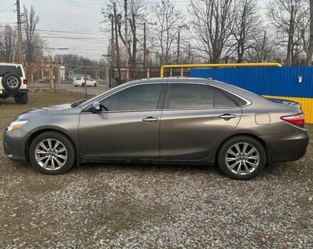Серый Тойота Камри, объемом двигателя 2.5 л и пробегом 110 тыс. км за 15999 $, фото 3 на Automoto.ua