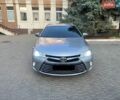 Сірий Тойота Камрі, об'ємом двигуна 2.5 л та пробігом 190 тис. км за 13500 $, фото 1 на Automoto.ua