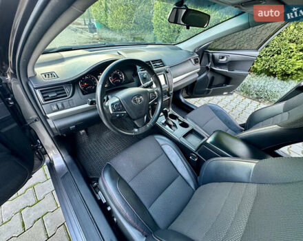 Серый Тойота Камри, объемом двигателя 2.49 л и пробегом 125 тыс. км за 14200 $, фото 35 на Automoto.ua