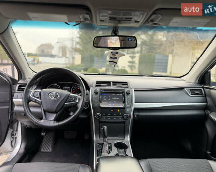 Сірий Тойота Камрі, об'ємом двигуна 2.49 л та пробігом 148 тис. км за 12800 $, фото 13 на Automoto.ua