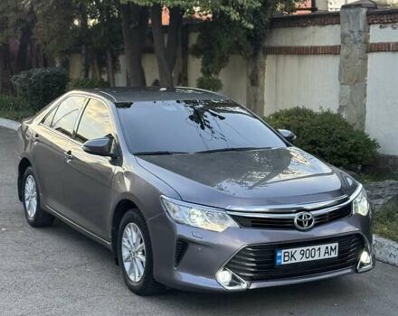 Серый Тойота Камри, объемом двигателя 2.49 л и пробегом 204 тыс. км за 14700 $, фото 10 на Automoto.ua