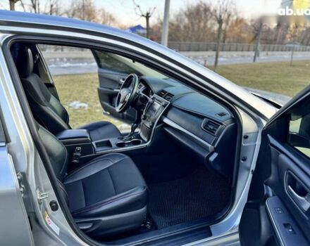 Серый Тойота Камри, объемом двигателя 2.5 л и пробегом 145 тыс. км за 14300 $, фото 19 на Automoto.ua