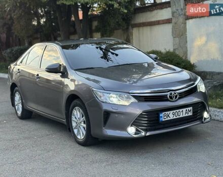 Серый Тойота Камри, объемом двигателя 2.49 л и пробегом 204 тыс. км за 14700 $, фото 11 на Automoto.ua