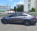 Серый Тойота Камри, объемом двигателя 2.5 л и пробегом 179 тыс. км за 13000 $, фото 1 на Automoto.ua