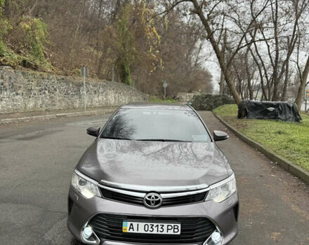 Серый Тойота Камри, объемом двигателя 2.49 л и пробегом 210 тыс. км за 14650 $, фото 4 на Automoto.ua