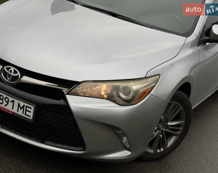 Серый Тойота Камри, объемом двигателя 2.49 л и пробегом 292 тыс. км за 10999 $, фото 3 на Automoto.ua