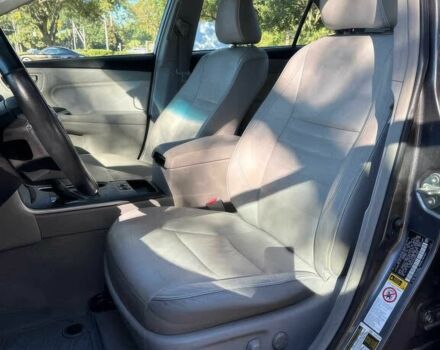 Серый Тойота Камри, объемом двигателя 2.5 л и пробегом 76 тыс. км за 13500 $, фото 10 на Automoto.ua