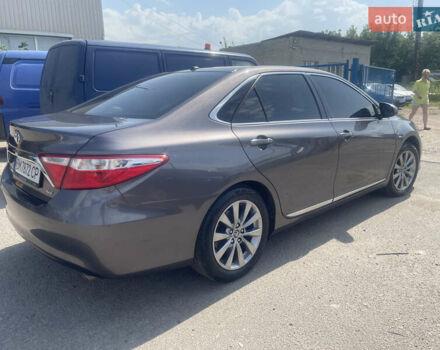 Серый Тойота Камри, объемом двигателя 2.49 л и пробегом 186 тыс. км за 13500 $, фото 3 на Automoto.ua