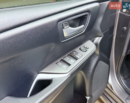 Серый Тойота Камри, объемом двигателя 2.49 л и пробегом 106 тыс. км за 12999 $, фото 26 на Automoto.ua