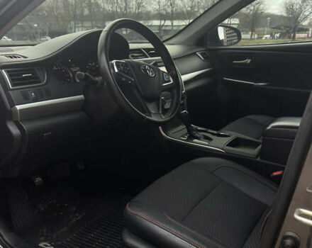 Серый Тойота Камри, объемом двигателя 2.49 л и пробегом 69 тыс. км за 15450 $, фото 18 на Automoto.ua