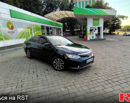 Серый Тойота Камри, объемом двигателя 2.5 л и пробегом 112 тыс. км за 17500 $, фото 1 на Automoto.ua