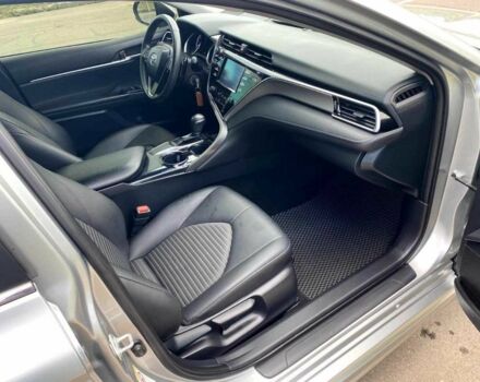 Серый Тойота Камри, объемом двигателя 2.5 л и пробегом 113 тыс. км за 19500 $, фото 6 на Automoto.ua