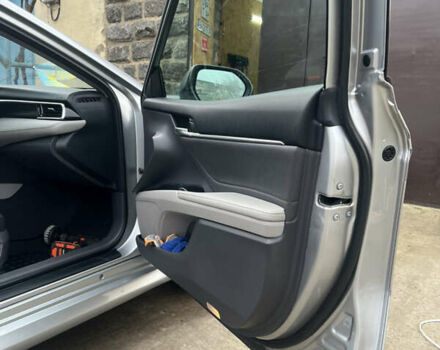 Серый Тойота Камри, объемом двигателя 2.49 л и пробегом 77 тыс. км за 22700 $, фото 16 на Automoto.ua