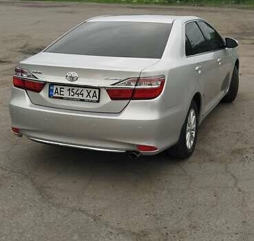 Серый Тойота Камри, объемом двигателя 2.49 л и пробегом 214 тыс. км за 18500 $, фото 16 на Automoto.ua