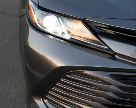 Серый Тойота Камри, объемом двигателя 2.5 л и пробегом 175 тыс. км за 18300 $, фото 19 на Automoto.ua