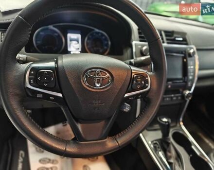 Серый Тойота Камри, объемом двигателя 2.49 л и пробегом 111 тыс. км за 17000 $, фото 24 на Automoto.ua