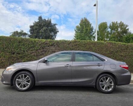 Серый Тойота Камри, объемом двигателя 2.5 л и пробегом 55 тыс. км за 11000 $, фото 3 на Automoto.ua