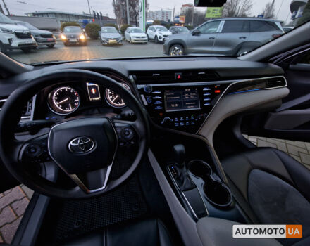 Сірий Тойота Камрі, об'ємом двигуна 2.5 л та пробігом 117 тис. км за 16553 $, фото 18 на Automoto.ua