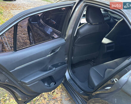 Тойота Камри 2017 в Одессе на Automoto.ua Серый Тойота Камри, объемом двигателя 2.49 л и пробегом 116 тыс. км за 16500 $, фото 31 на Automoto.ua