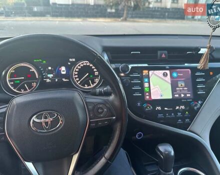 Серый Тойота Камри, объемом двигателя 2.49 л и пробегом 110 тыс. км за 21500 $, фото 1 на Automoto.ua